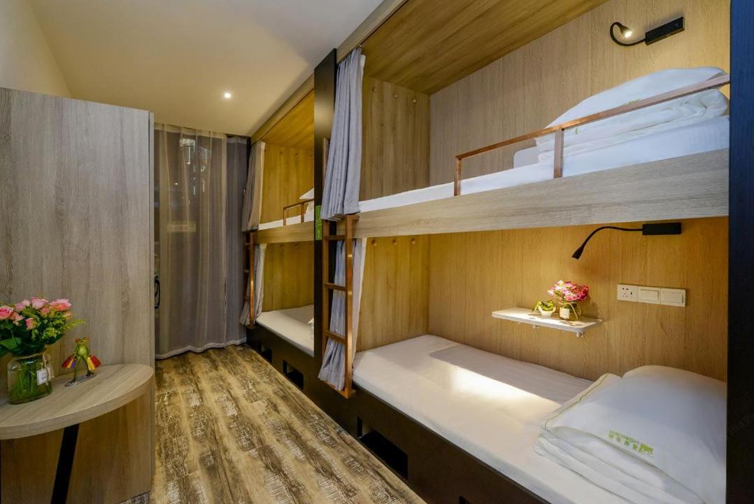 Heye International Youth Hostel Çongçing Dış mekan fotoğraf